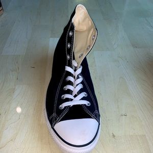 BRAND NEW ‼️ BLACK HIGH TOP CONVERSE